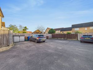 Photo 9- click for photo gallery